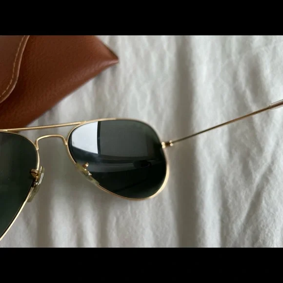 Authentic Black Lense Gold Frame Aviator Rayban Sunglasses